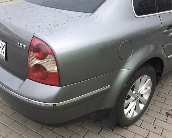 Серый Фольксваген Пассат, объемом двигателя 1.8 л и пробегом 273 тыс. км за 5200 $, фото 9 на Automoto.ua