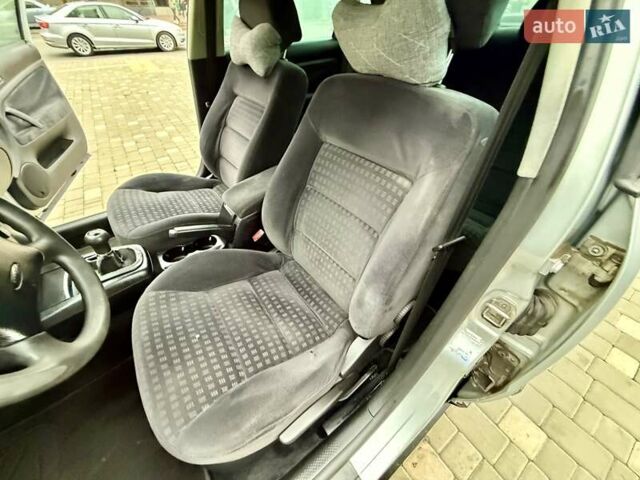 Серый Фольксваген Пассат, объемом двигателя 1.98 л и пробегом 227 тыс. км за 4300 $, фото 55 на Automoto.ua