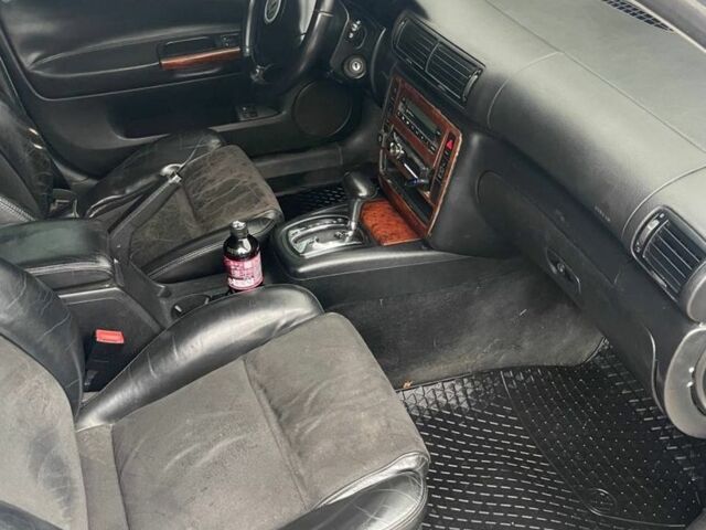 Серый Фольксваген Пассат, объемом двигателя 1.8 л и пробегом 355 тыс. км за 4200 $, фото 13 на Automoto.ua