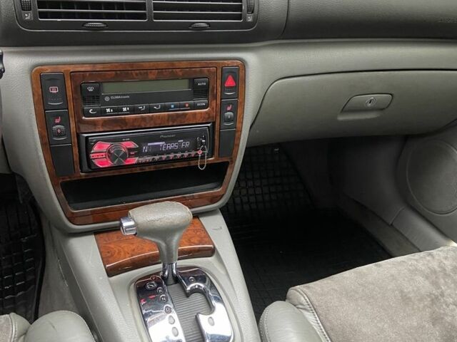 Серый Фольксваген Пассат, объемом двигателя 1.8 л и пробегом 311 тыс. км за 3500 $, фото 3 на Automoto.ua