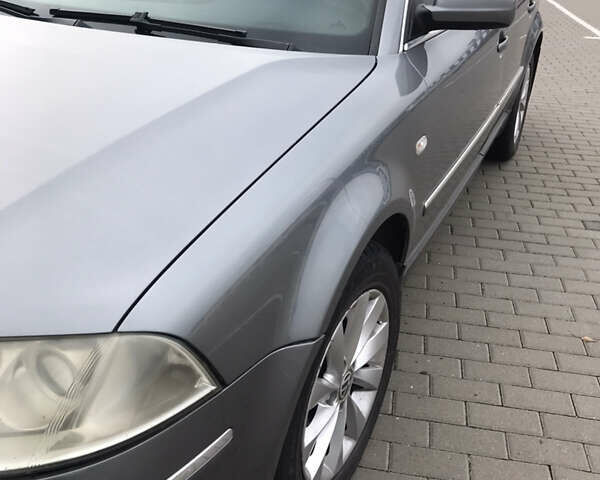 Серый Фольксваген Пассат, объемом двигателя 1.8 л и пробегом 273 тыс. км за 5200 $, фото 3 на Automoto.ua