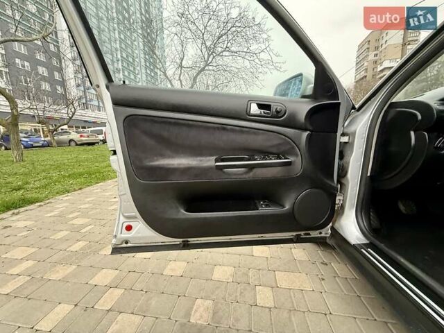 Серый Фольксваген Пассат, объемом двигателя 1.98 л и пробегом 227 тыс. км за 4300 $, фото 47 на Automoto.ua