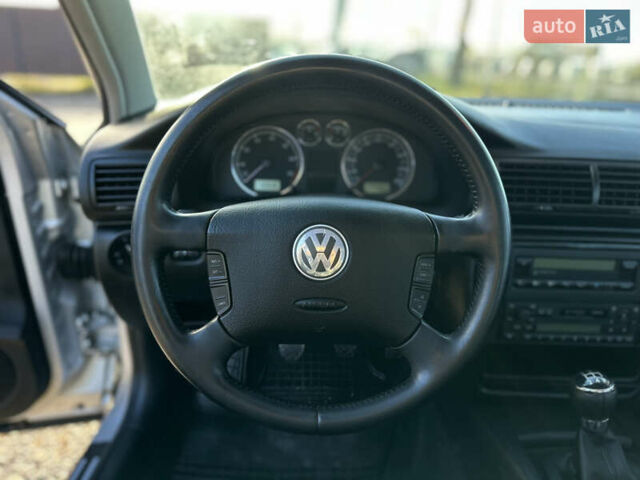 Серый Фольксваген Пассат, объемом двигателя 2 л и пробегом 256 тыс. км за 5600 $, фото 25 на Automoto.ua