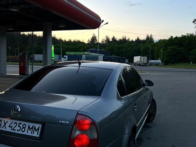 Сірий Фольксваген Пассат, об'ємом двигуна 1.8 л та пробігом 314 тис. км за 4600 $, фото 3 на Automoto.ua