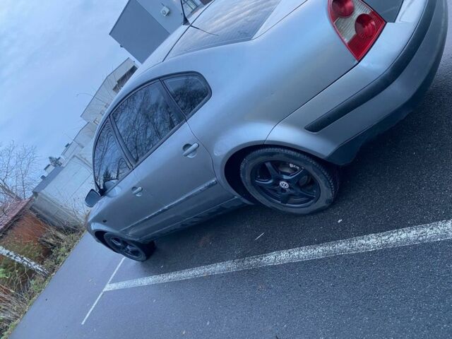 Серый Фольксваген Пассат, объемом двигателя 1.9 л и пробегом 420 тыс. км за 4700 $, фото 6 на Automoto.ua