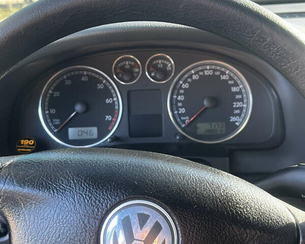 Сірий Фольксваген Пассат, об'ємом двигуна 1.6 л та пробігом 280 тис. км за 6300 $, фото 16 на Automoto.ua