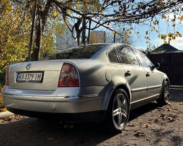 Сірий Фольксваген Пассат, об'ємом двигуна 2.5 л та пробігом 370 тис. км за 3700 $, фото 4 на Automoto.ua