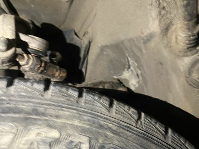 Сірий Фольксваген Пассат, об'ємом двигуна 1.8 л та пробігом 210 тис. км за 1600 $, фото 2 на Automoto.ua