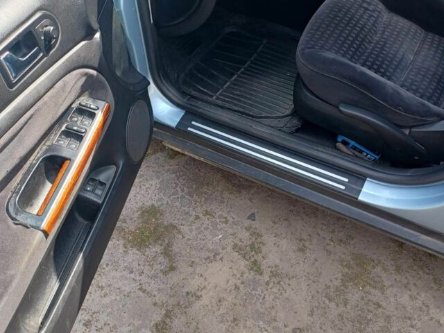 Сірий Фольксваген Пассат, об'ємом двигуна 0 л та пробігом 310 тис. км за 5100 $, фото 5 на Automoto.ua