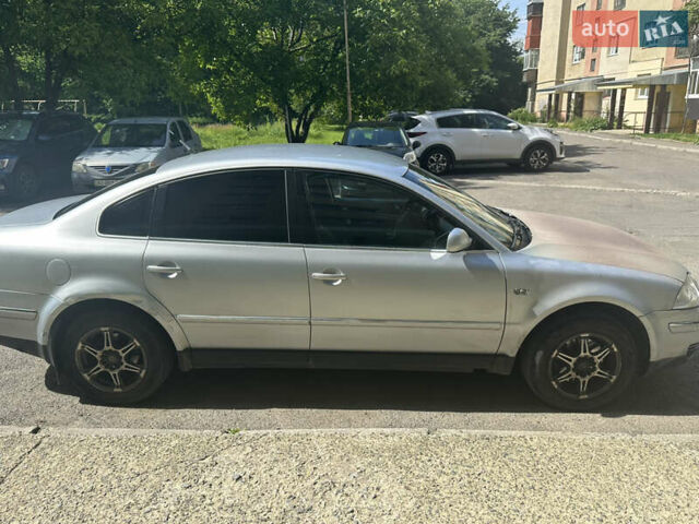 Серый Фольксваген Пассат, объемом двигателя 1.78 л и пробегом 250 тыс. км за 2800 $, фото 6 на Automoto.ua