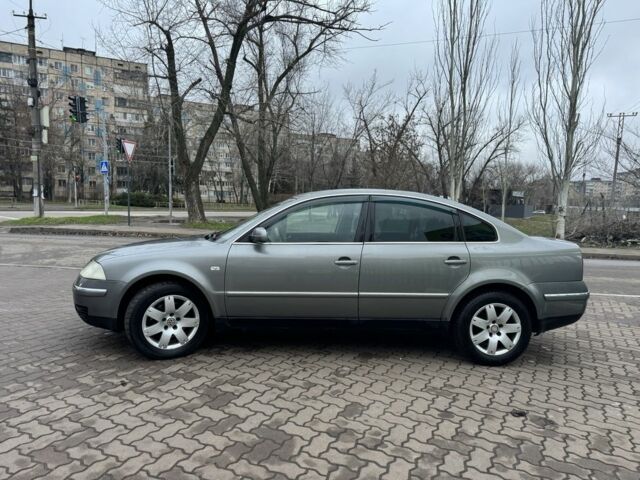 Серый Фольксваген Пассат, объемом двигателя 2.5 л и пробегом 325 тыс. км за 5350 $, фото 3 на Automoto.ua