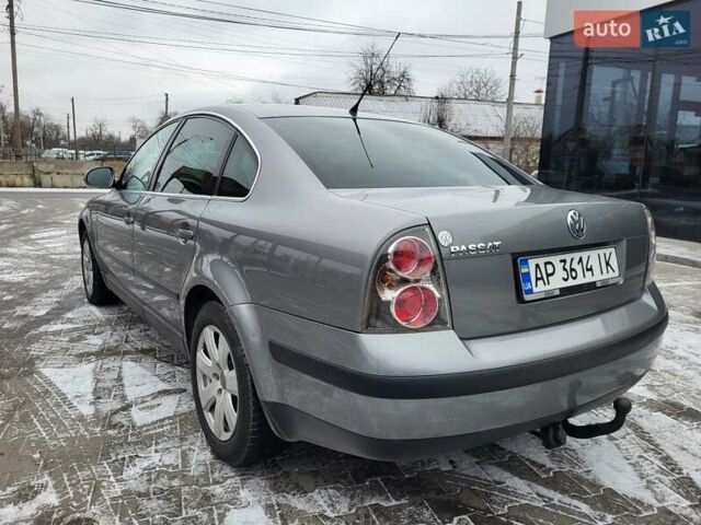 Серый Фольксваген Пассат, объемом двигателя 1.6 л и пробегом 272 тыс. км за 5400 $, фото 7 на Automoto.ua