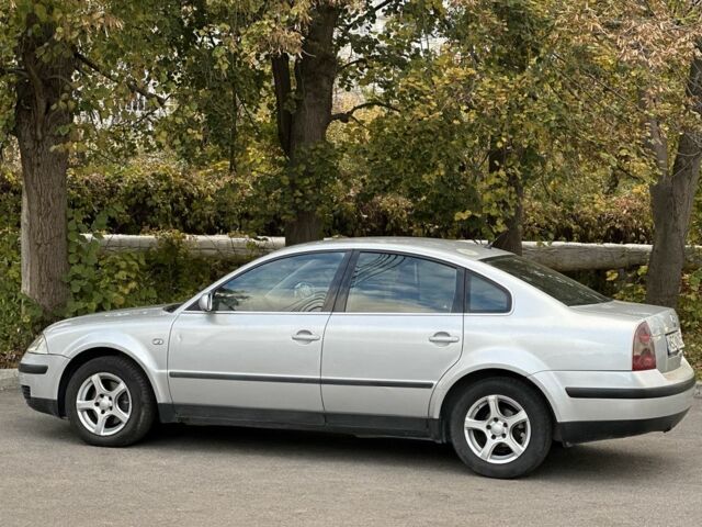 Серый Фольксваген Пассат, объемом двигателя 1.9 л и пробегом 400 тыс. км за 1999 $, фото 3 на Automoto.ua