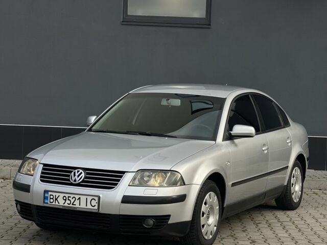 Серый Фольксваген Пассат, объемом двигателя 1.6 л и пробегом 228 тыс. км за 4999 $, фото 4 на Automoto.ua