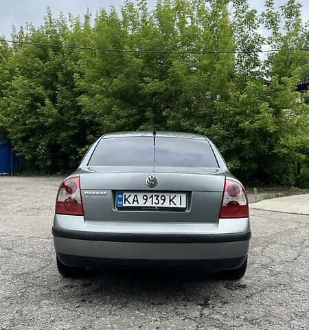 Серый Фольксваген Пассат, объемом двигателя 1.6 л и пробегом 380 тыс. км за 5100 $, фото 7 на Automoto.ua