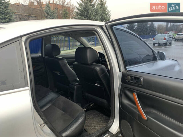 Серый Фольксваген Пассат, объемом двигателя 1.78 л и пробегом 210 тыс. км за 4400 $, фото 9 на Automoto.ua