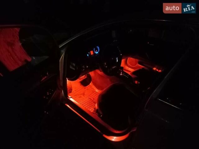 Серый Фольксваген Пассат, объемом двигателя 2.5 л и пробегом 424 тыс. км за 5150 $, фото 19 на Automoto.ua