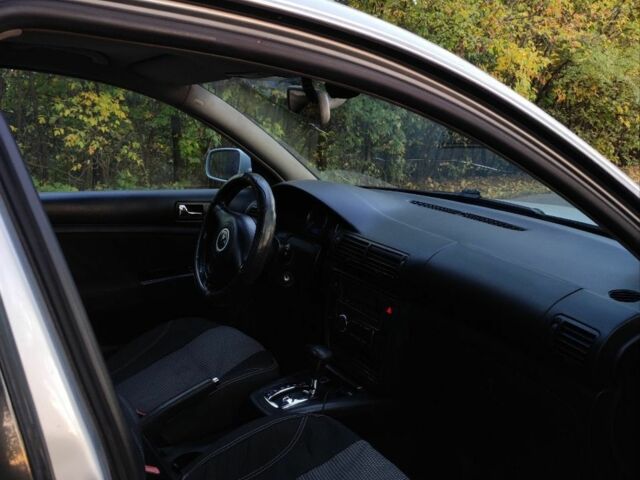 Сірий Фольксваген Пассат, об'ємом двигуна 1.9 л та пробігом 370 тис. км за 3800 $, фото 4 на Automoto.ua