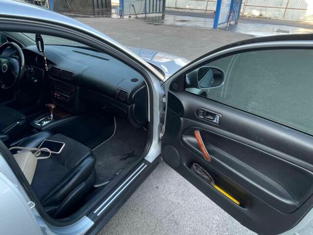 Серый Фольксваген Пассат, объемом двигателя 1.8 л и пробегом 223 тыс. км за 5300 $, фото 7 на Automoto.ua