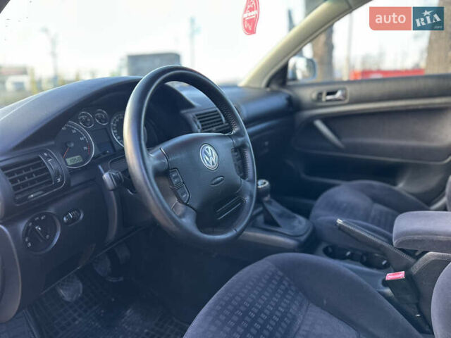 Серый Фольксваген Пассат, объемом двигателя 2 л и пробегом 256 тыс. км за 5600 $, фото 21 на Automoto.ua