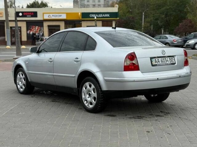 Сірий Фольксваген Пассат, об'ємом двигуна 2.5 л та пробігом 400 тис. км за 2800 $, фото 2 на Automoto.ua