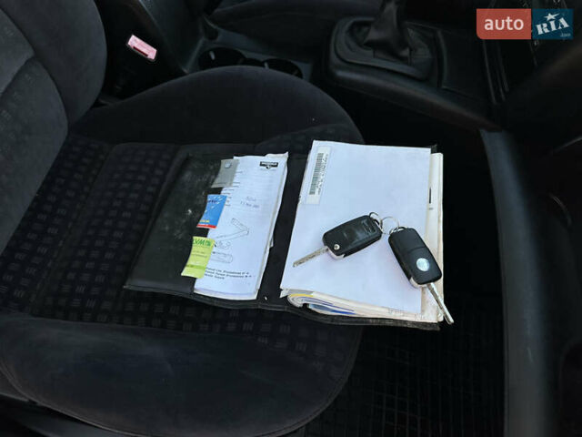 Серый Фольксваген Пассат, объемом двигателя 2 л и пробегом 256 тыс. км за 5600 $, фото 45 на Automoto.ua