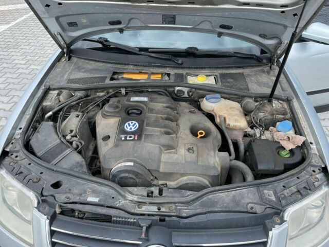 Серый Фольксваген Пассат, объемом двигателя 1.9 л и пробегом 5 тыс. км за 3000 $, фото 10 на Automoto.ua