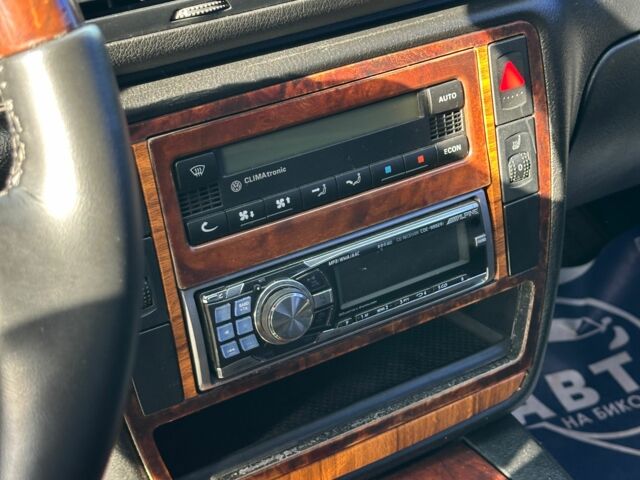 Серый Фольксваген Пассат, объемом двигателя 1.8 л и пробегом 239 тыс. км за 5200 $, фото 17 на Automoto.ua