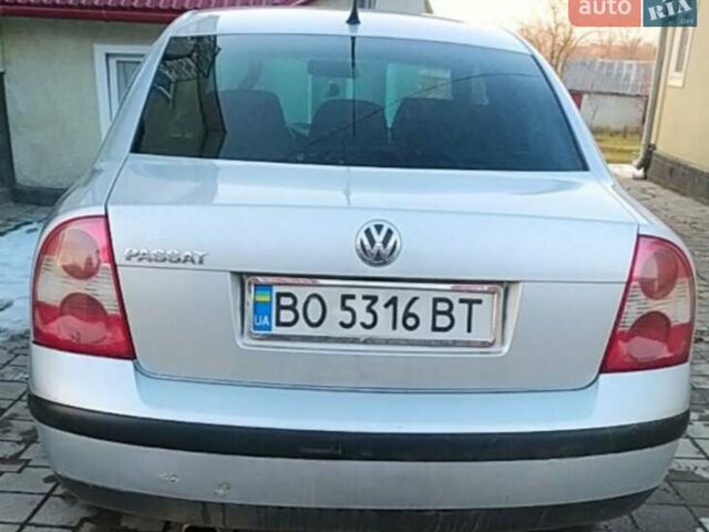 Серый Фольксваген Пассат, объемом двигателя 1.6 л и пробегом 200 тыс. км за 4900 $, фото 12 на Automoto.ua