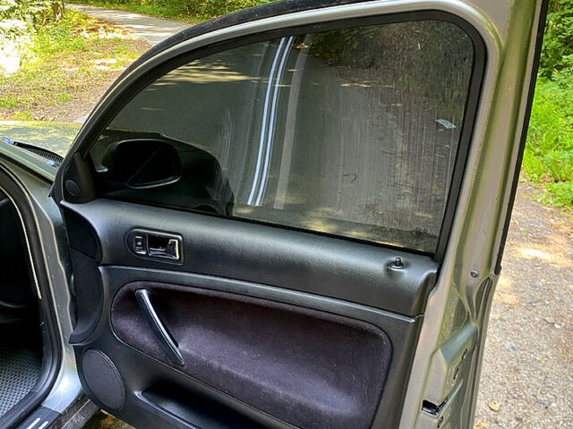 Сірий Фольксваген Пассат, об'ємом двигуна 1.8 л та пробігом 296 тис. км за 5700 $, фото 10 на Automoto.ua