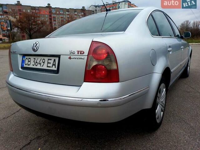Серый Фольксваген Пассат, объемом двигателя 2.5 л и пробегом 424 тыс. км за 5150 $, фото 7 на Automoto.ua