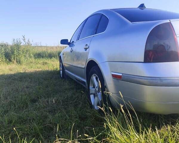 Серый Фольксваген Пассат, объемом двигателя 1.78 л и пробегом 277 тыс. км за 4200 $, фото 3 на Automoto.ua