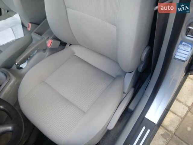 Серый Фольксваген Пассат, объемом двигателя 2 л и пробегом 225 тыс. км за 5500 $, фото 6 на Automoto.ua