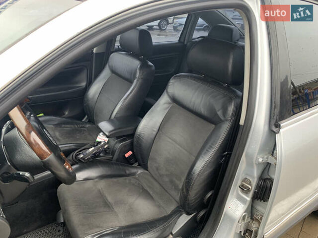 Серый Фольксваген Пассат, объемом двигателя 1.78 л и пробегом 210 тыс. км за 4400 $, фото 14 на Automoto.ua