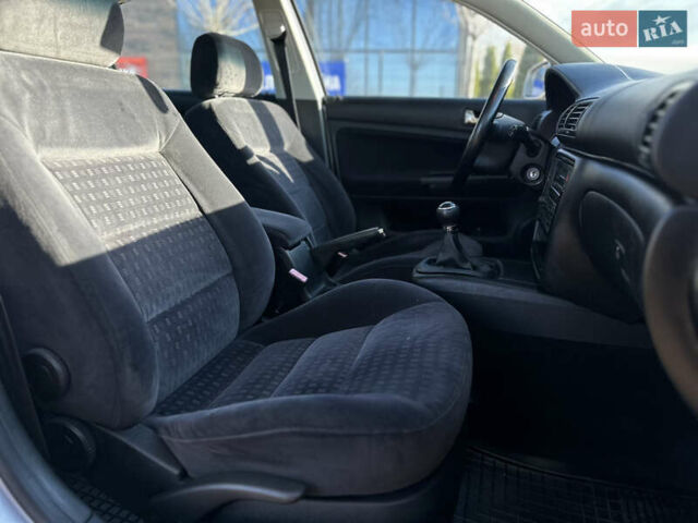 Серый Фольксваген Пассат, объемом двигателя 2 л и пробегом 256 тыс. км за 5600 $, фото 40 на Automoto.ua