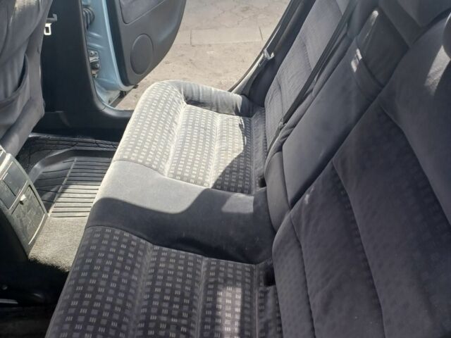 Сірий Фольксваген Пассат, об'ємом двигуна 0 л та пробігом 310 тис. км за 5100 $, фото 6 на Automoto.ua