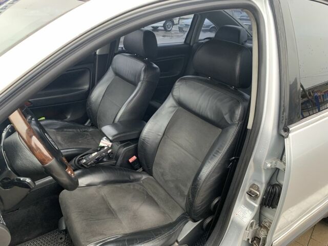 Сірий Фольксваген Пассат, об'ємом двигуна 1.8 л та пробігом 210 тис. км за 4400 $, фото 7 на Automoto.ua