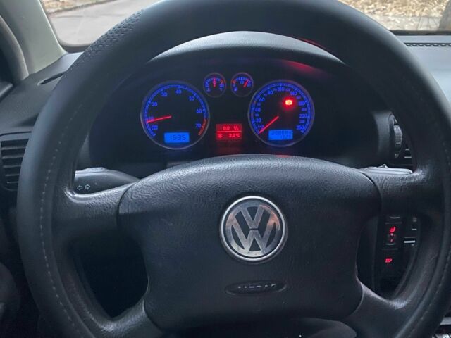 Серый Фольксваген Пассат, объемом двигателя 1.6 л и пробегом 271 тыс. км за 5200 $, фото 4 на Automoto.ua