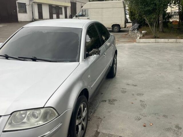 Серый Фольксваген Пассат, объемом двигателя 1.8 л и пробегом 355 тыс. км за 4200 $, фото 2 на Automoto.ua