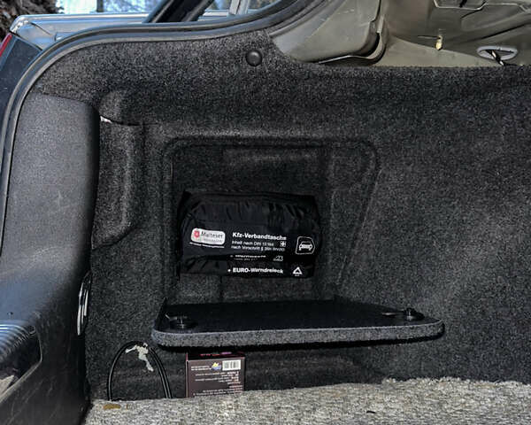 Серый Фольксваген Пассат, объемом двигателя 1.6 л и пробегом 286 тыс. км за 5200 $, фото 28 на Automoto.ua