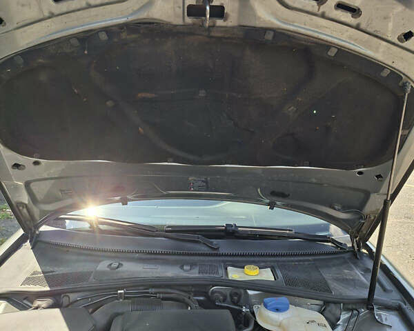 Серый Фольксваген Пассат, объемом двигателя 1.98 л и пробегом 220 тыс. км за 5200 $, фото 12 на Automoto.ua