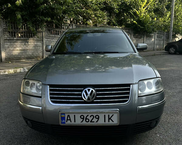 Серый Фольксваген Пассат, объемом двигателя 2.32 л и пробегом 388 тыс. км за 4650 $, фото 7 на Automoto.ua