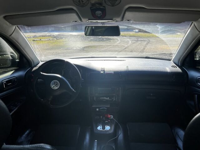 Серый Фольксваген Пассат, объемом двигателя 2.3 л и пробегом 397 тыс. км за 5000 $, фото 6 на Automoto.ua