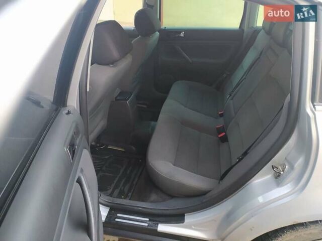 Серый Фольксваген Пассат, объемом двигателя 1.6 л и пробегом 200 тыс. км за 4900 $, фото 10 на Automoto.ua