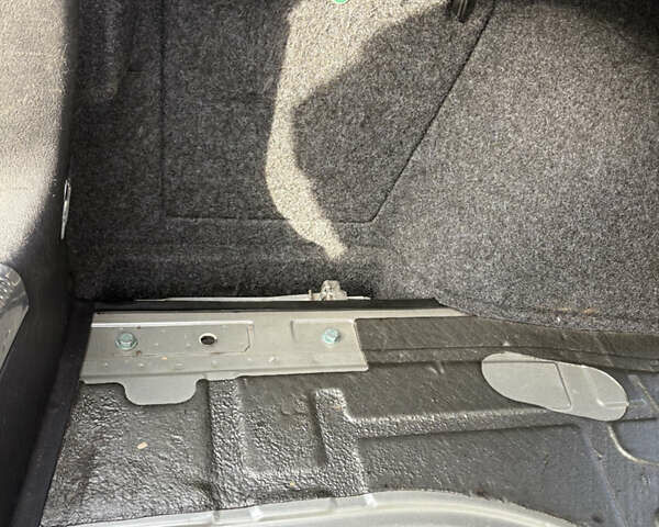 Сірий Фольксваген Пассат, об'ємом двигуна 1.98 л та пробігом 280 тис. км за 5400 $, фото 20 на Automoto.ua