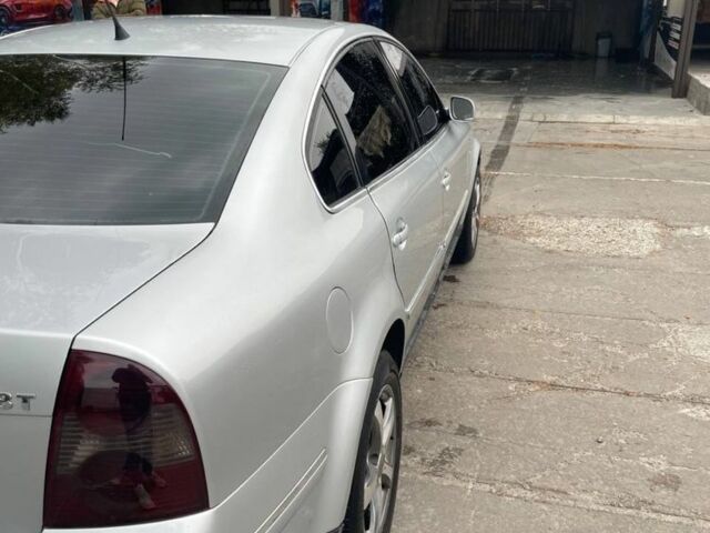 Серый Фольксваген Пассат, объемом двигателя 1.8 л и пробегом 355 тыс. км за 4200 $, фото 6 на Automoto.ua