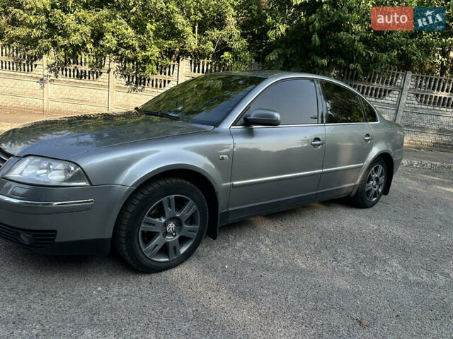 Серый Фольксваген Пассат, объемом двигателя 2.32 л и пробегом 388 тыс. км за 4650 $, фото 8 на Automoto.ua