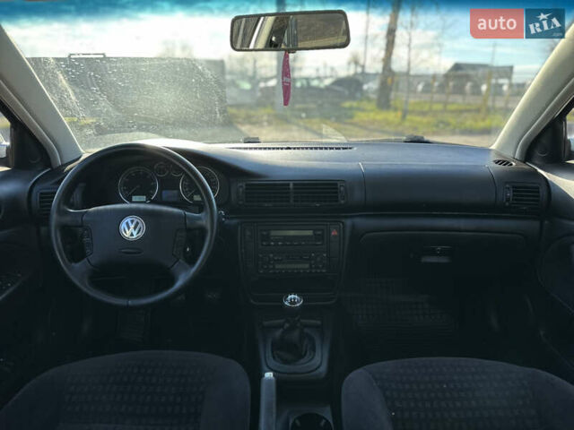 Серый Фольксваген Пассат, объемом двигателя 2 л и пробегом 256 тыс. км за 5600 $, фото 46 на Automoto.ua