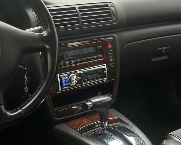 Сірий Фольксваген Пассат, об'ємом двигуна 1.9 л та пробігом 181 тис. км за 6100 $, фото 56 на Automoto.ua