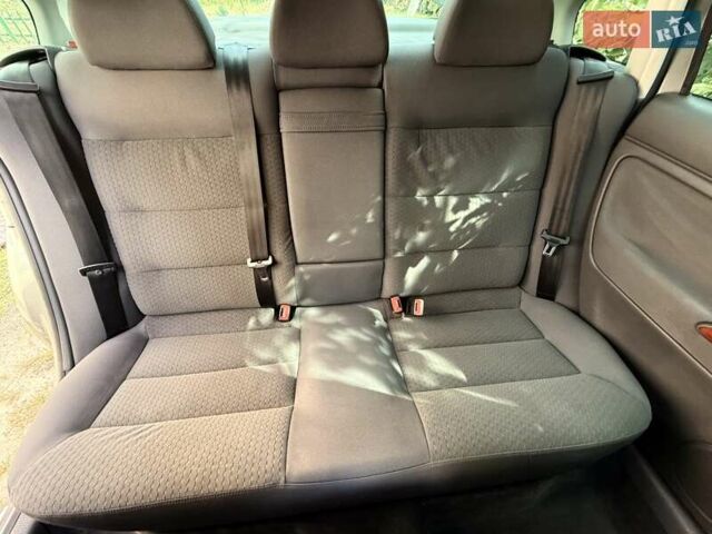 Серый Фольксваген Пассат, объемом двигателя 1.6 л и пробегом 224 тыс. км за 5300 $, фото 25 на Automoto.ua